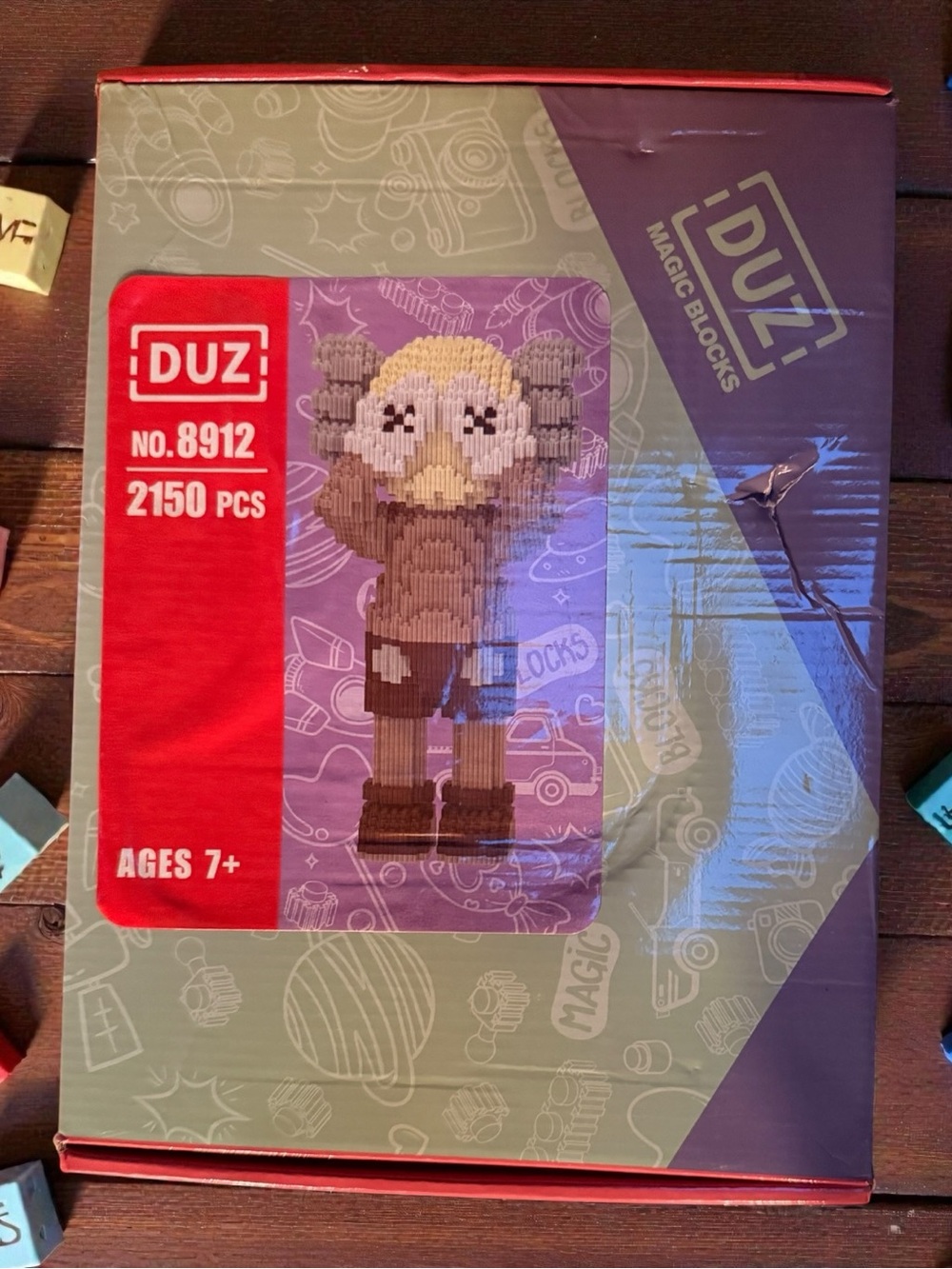 DUZ brand KAWS No.8912 Magic Blocks building set 2150 pieces New